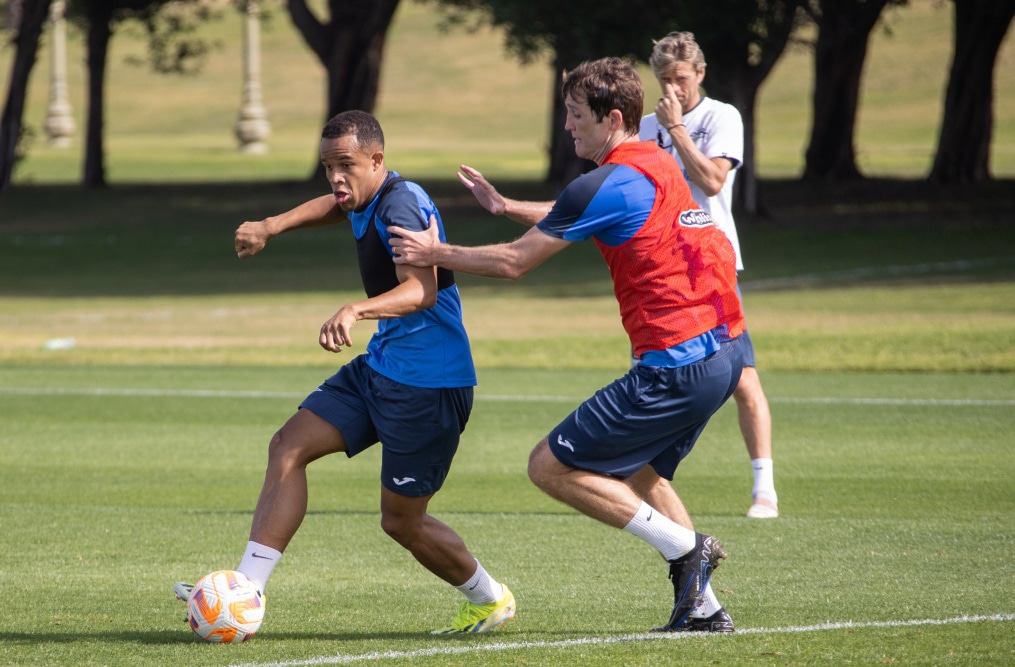 Зимние «Газпром» — тренировочные сборы в Абу-Даби. 26 января, утренняя тренировка