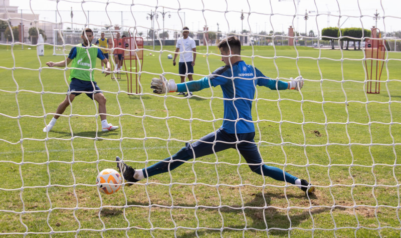 Зимние «Газпром» — тренировочные сборы в Абу-Даби. 26 января, утренняя тренировка
