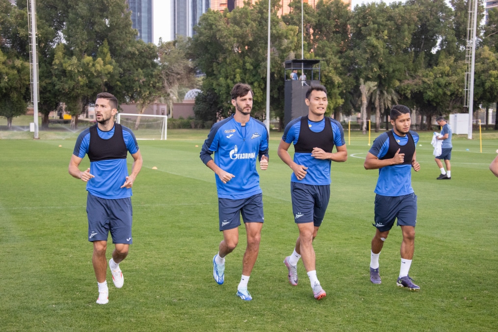 Зимние «Газпром» — тренировочные сборы в Абу-Даби. 26 января, вечерняя тренировка