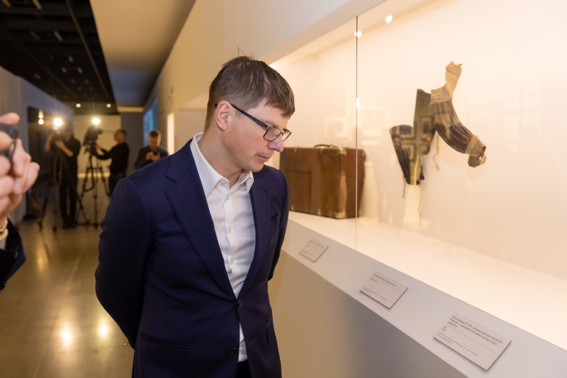 Андрей Аршавин и Анатолий Давыдов на открытии выставки «Город-герой Ленинград»