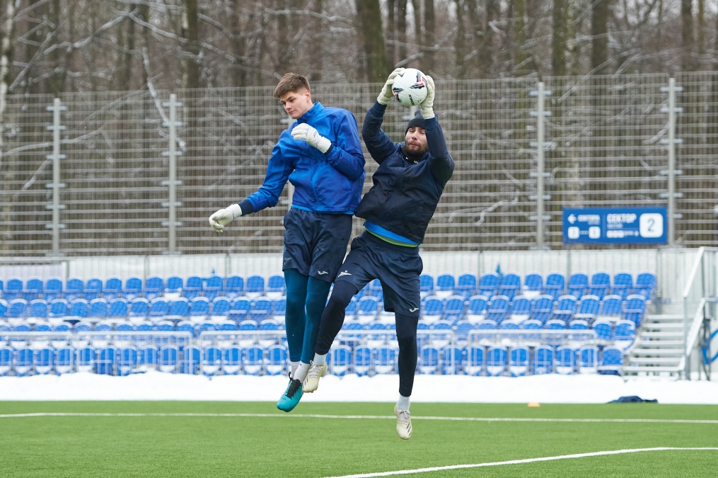 Тренировка «Зенита»-2 в Удельном парке