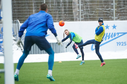 Тренировка «Зенита»-2 в Удельном парке