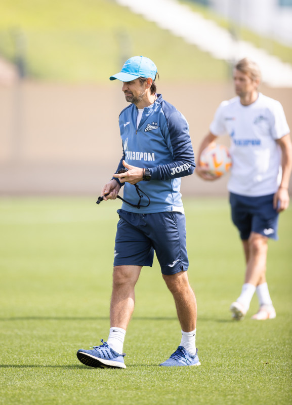 Зимние «Газпром» — тренировочные сборы в Катаре: 2 февраля, утренняя тренировка