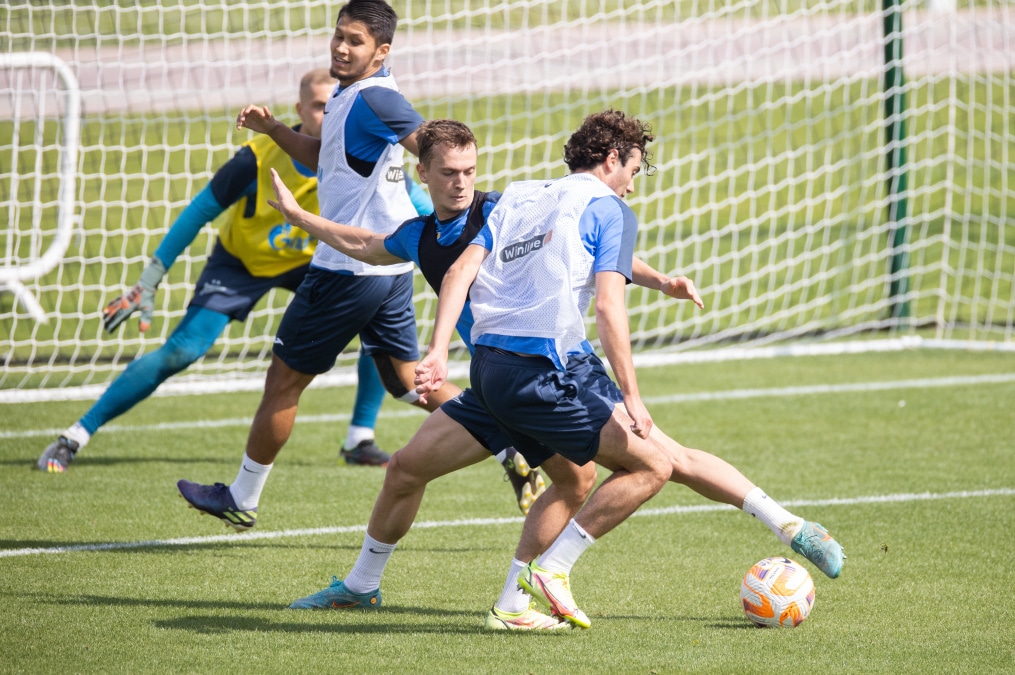 Зимние «Газпром» — тренировочные сборы в Катаре: 2 февраля, утренняя тренировка