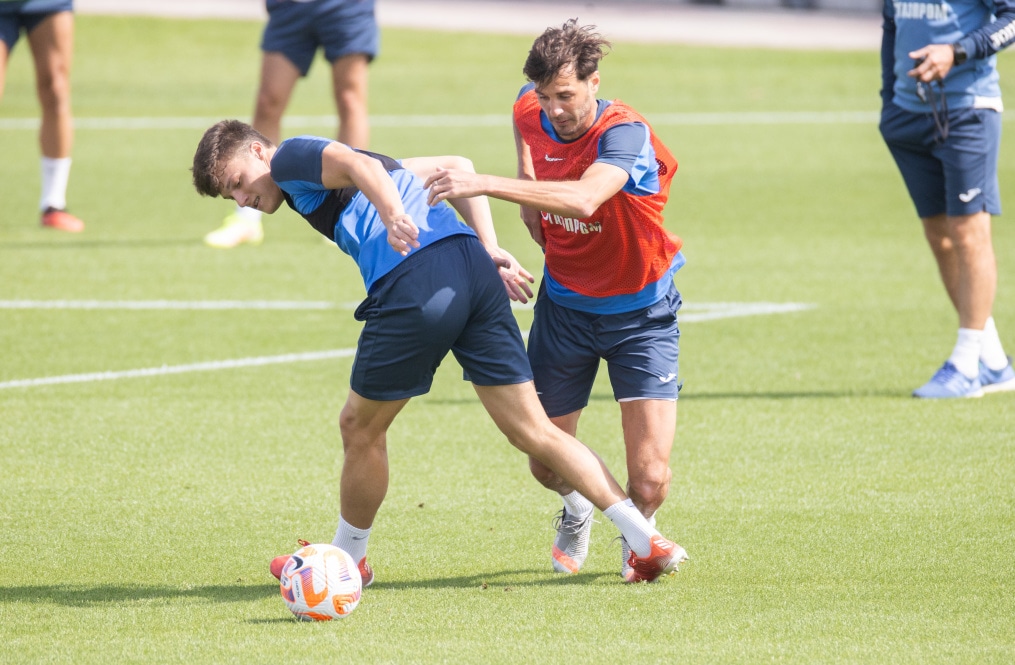 Зимние «Газпром» — тренировочные сборы в Катаре: 2 февраля, утренняя тренировка