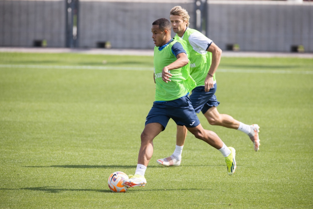 Зимние «Газпром» — тренировочные сборы в Катаре: 2 февраля, утренняя тренировка