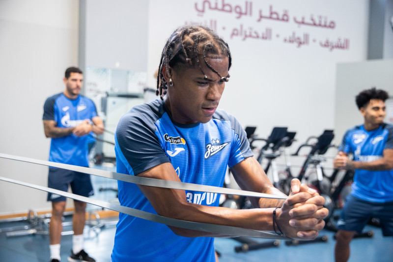 Зимние «Газпром» — тренировочные сборы в Катаре: 2 февраля, утренняя тренировка