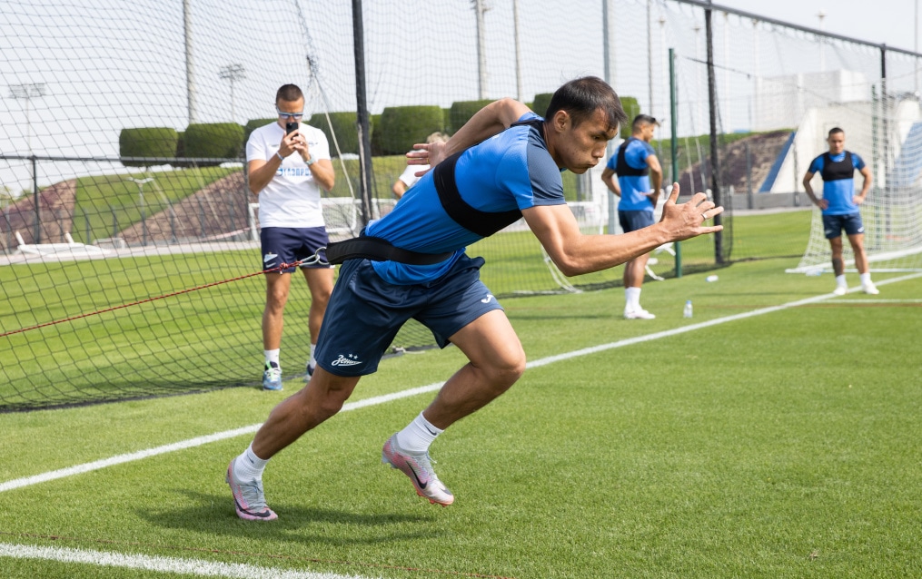 Зимние «Газпром» — тренировочные сборы в Катаре: 2 февраля, утренняя тренировка