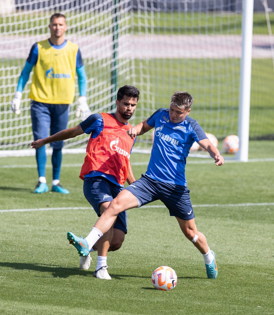 Зимние «Газпром» — тренировочные сборы в Катаре: 4 февраля, утренняя тренировка