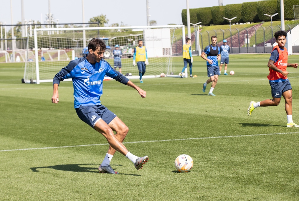 Зимние «Газпром» — тренировочные сборы в Катаре: 4 февраля, утренняя тренировка