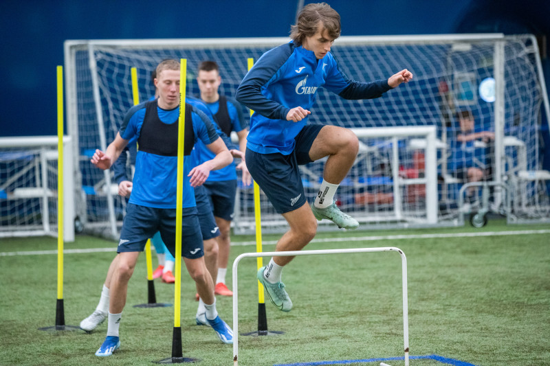 Тренировка «Зенита»-2 в «Газпром»-Академии