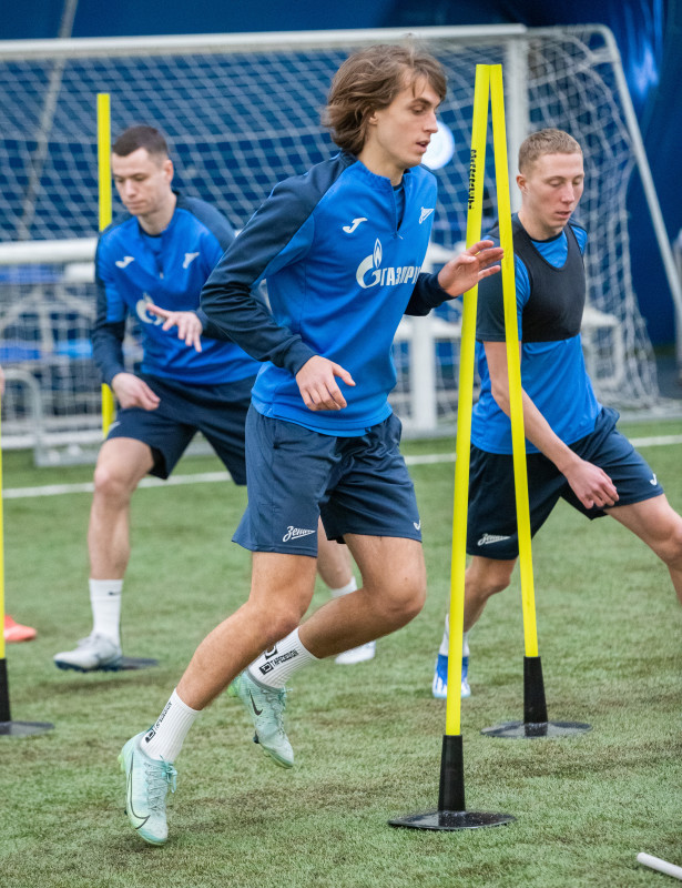 Тренировка «Зенита»-2 в «Газпром»-Академии