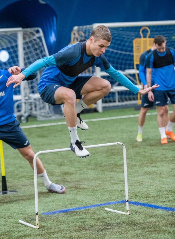 Тренировка «Зенита»-2 в «Газпром»-Академии