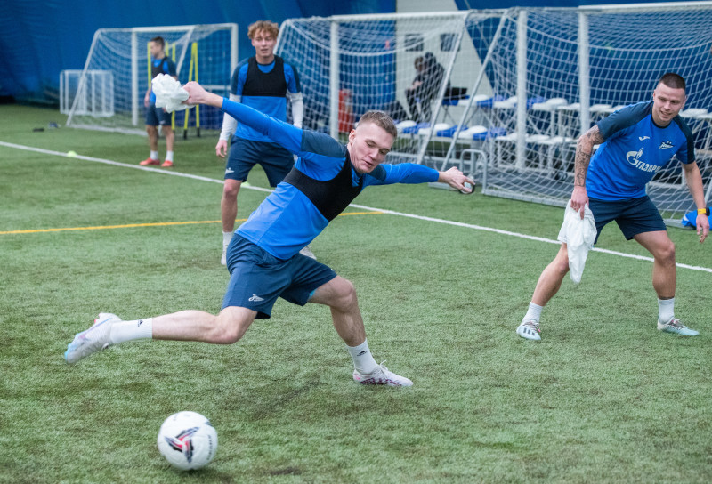 Тренировка «Зенита»-2 в «Газпром»-Академии