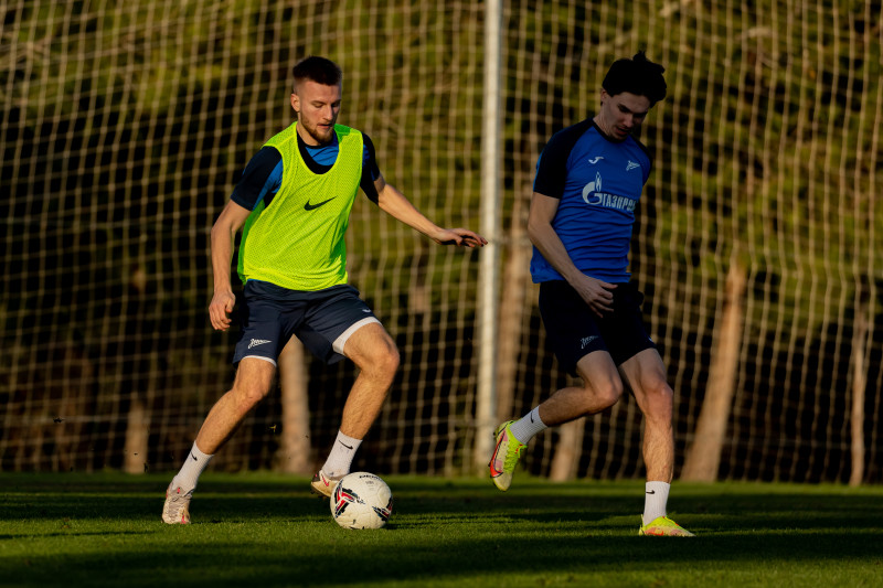 Зимний учебно-тренировочный сбор «Зенита»-2 в Турции: 17 февраля, вечерняя тренировка