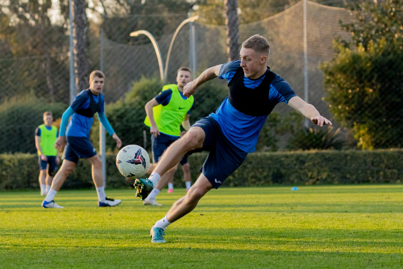 Зимний учебно-тренировочный сбор «Зенита»-2 в Турции: 17 февраля, вечерняя тренировка