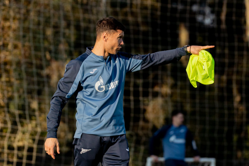 Зимний учебно-тренировочный сбор «Зенита»-2 в Турции: 17 февраля, вечерняя тренировка