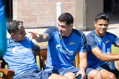 Третьи «Газпром» — тренировочные сборы  в Абу-Даби: 22 февраля, утренняя тренировка