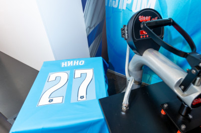 Презентация новичков сине-бело-голубых в магазине «Зенит-Арена»