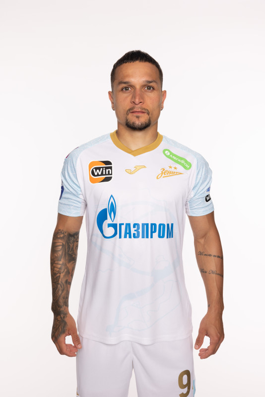 Фотосессия игроков ФК «Зенит» в форме Joma, сезона 2023/24