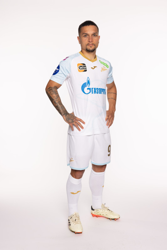 Фотосессия игроков ФК «Зенит» в форме Joma, сезона 2023/24