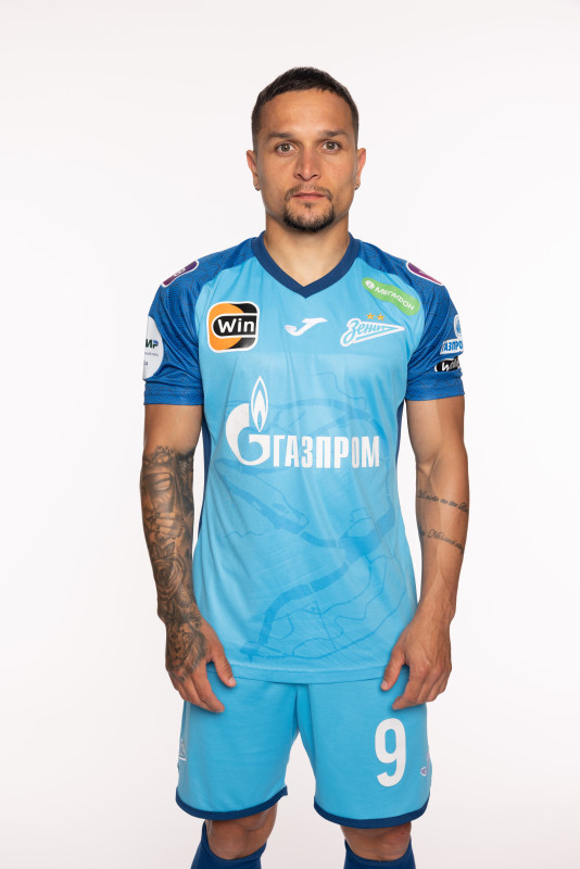 Фотосессия игроков ФК «Зенит» в форме Joma, сезона 2023/24