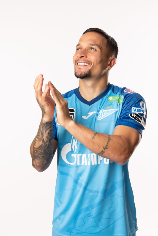 Фотосессия игроков ФК «Зенит» в форме Joma, сезона 2023/24