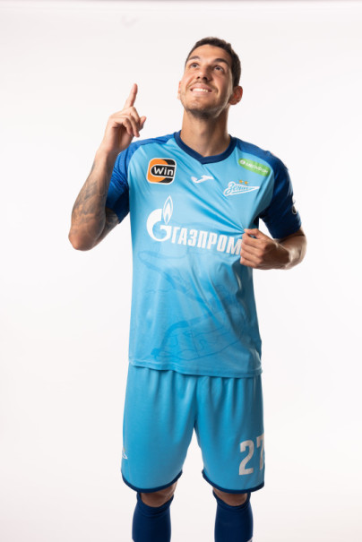 Фотосессия игроков ФК «Зенит» в форме Joma, сезона 2023/24