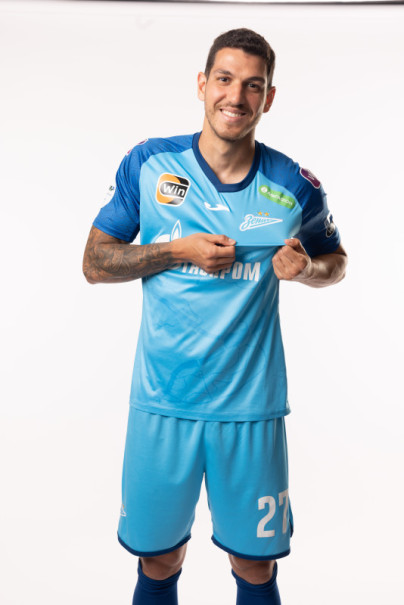 Фотосессия игроков ФК «Зенит» в форме Joma, сезона 2023/24