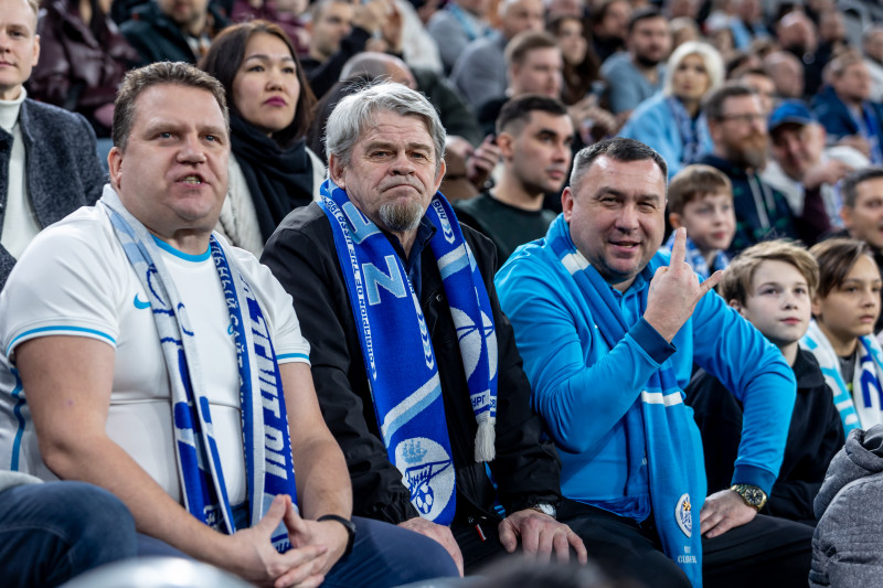 Болельщики на матче «Зенит» — «Динамо»