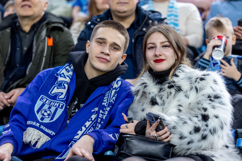 Болельщики на матче «Зенит» — «Динамо»
