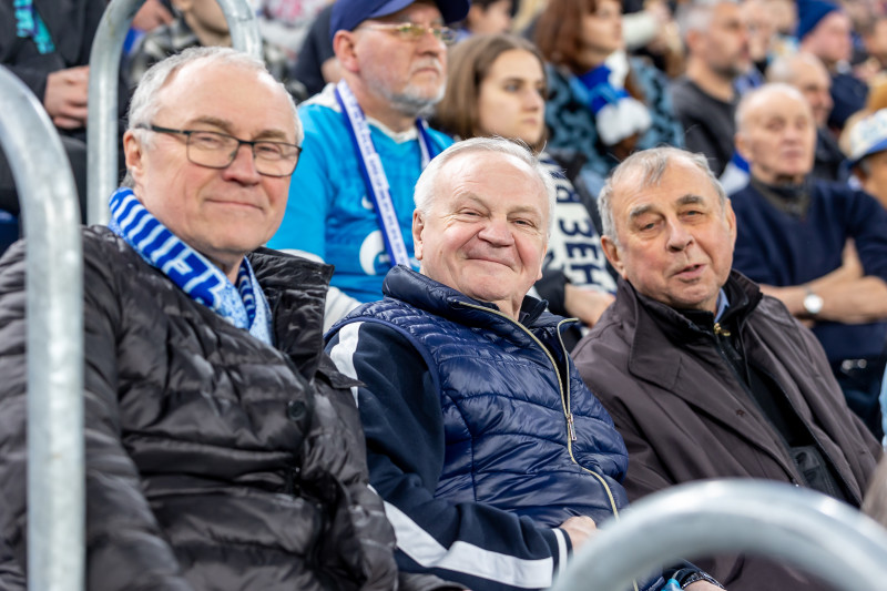 Болельщики на матче «Зенит» — «Динамо»