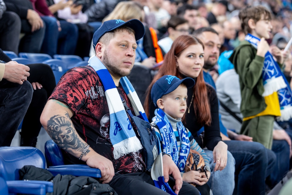 Болельщики на матче «Зенит» — «Динамо»