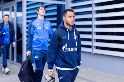 Вылет основного состава ФК «Зенит» на матч со «Спартаком»