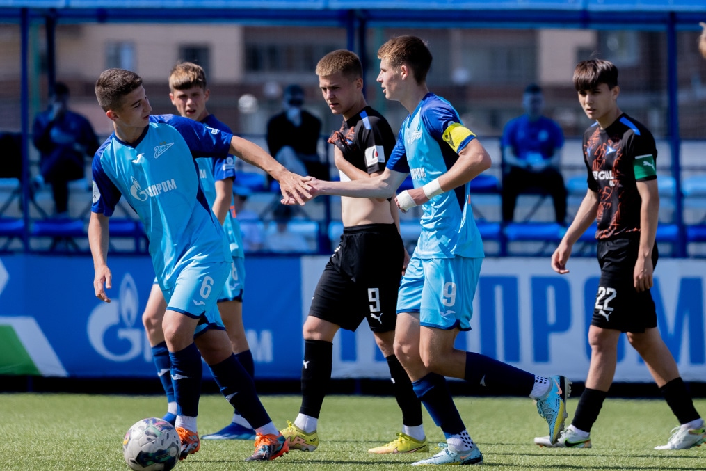 Юношеская футбольная лига-2,  «Зенит» —  «Чайка»