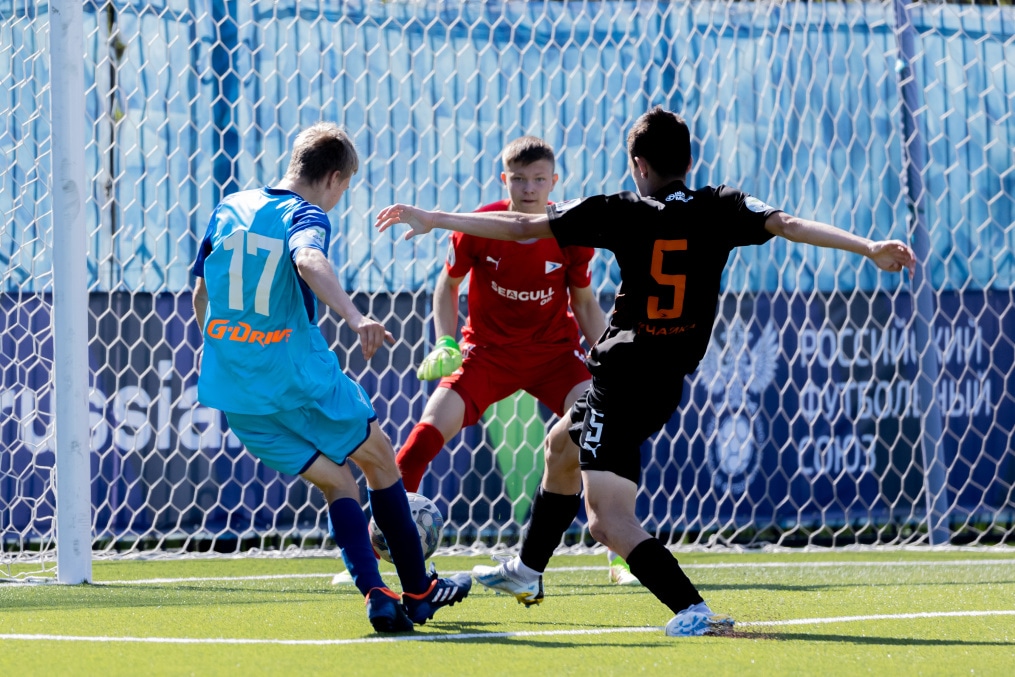 Юношеская футбольная лига-2,  «Зенит» —  «Чайка»