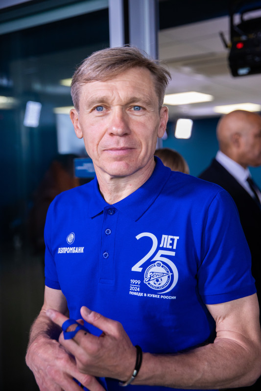 Чествование обладателей Кубка России 1999 года перед матчем «Зенит» — «Ростов»