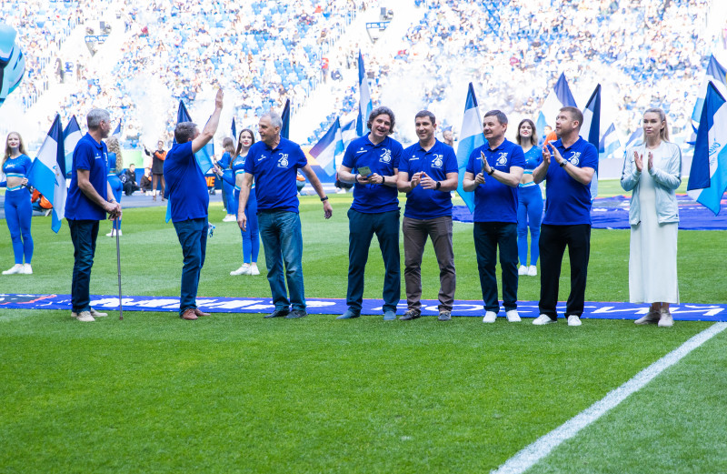 Чествование обладателей Кубка России 1999 года перед матчем «Зенит» — «Ростов»