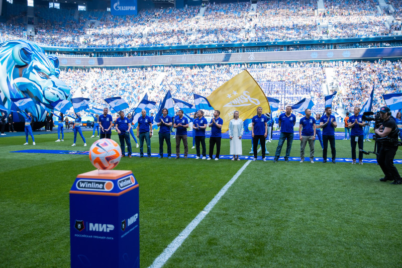 Чествование обладателей Кубка России 1999 года перед матчем «Зенит» — «Ростов»