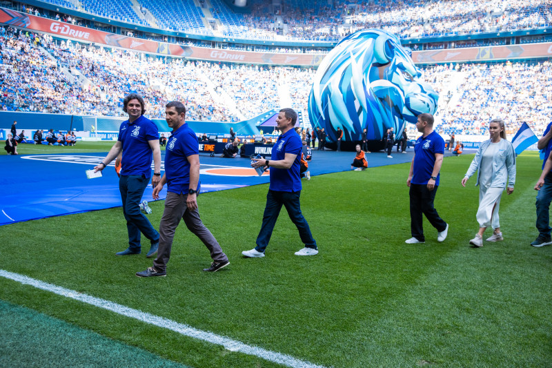 Чествование обладателей Кубка России 1999 года перед матчем «Зенит» — «Ростов»