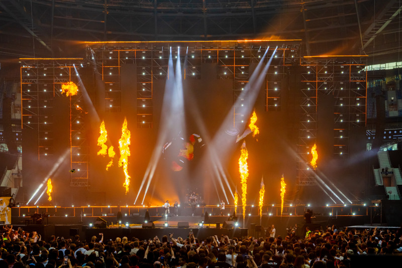 Концерт «Петровские Ассамблеи 3.2.1» на «Газпром Арене»