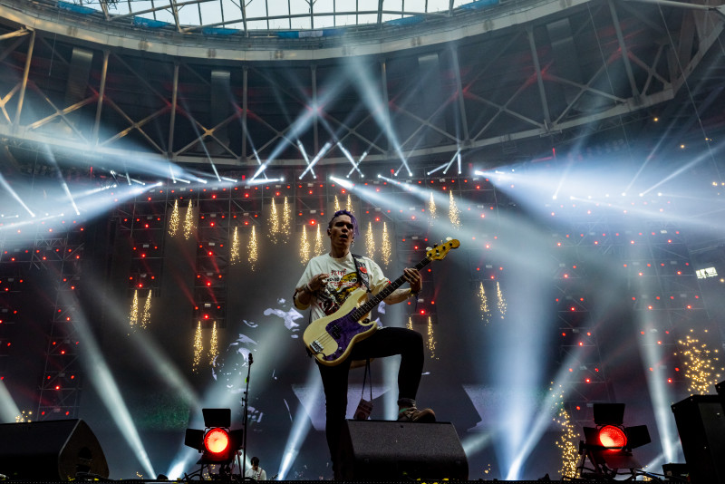 Концерт «Петровские Ассамблеи 3.2.1» на «Газпром Арене»