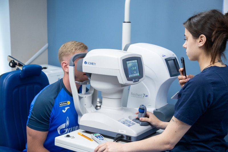 Первый день предсезонного медосмотра основного состава «Зенит» в «Мой медицинский центр»