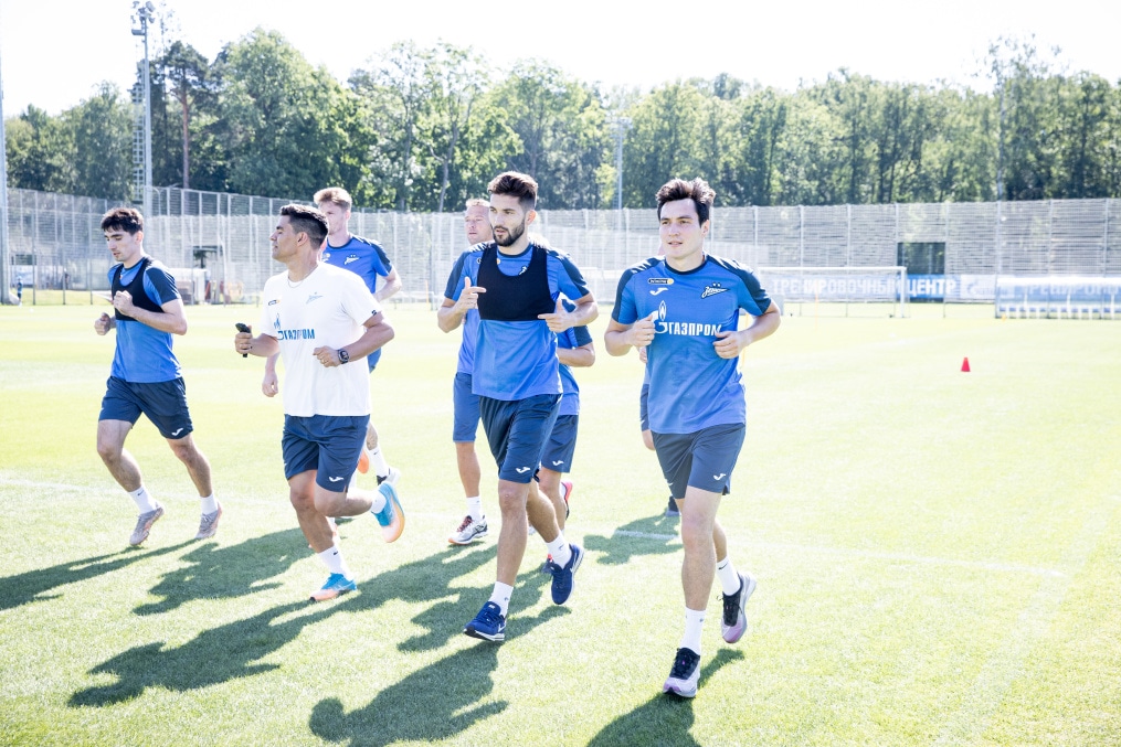 Летние «Газпром» — тренировочные сборы: 27 июня, утренняя тренировка