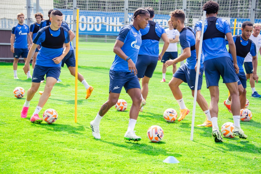 Летние «Газпром» — тренировочные сборы: 07 июля, утренняя тренировка.