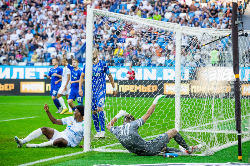 Мир Российская Премьер-Лига 2024/25, «Пари НН» — «Зенит»