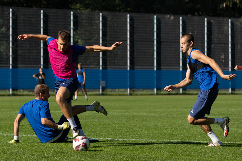 Тренировка «Зенит»-2 перед матчем с командой «Знамя Труда»