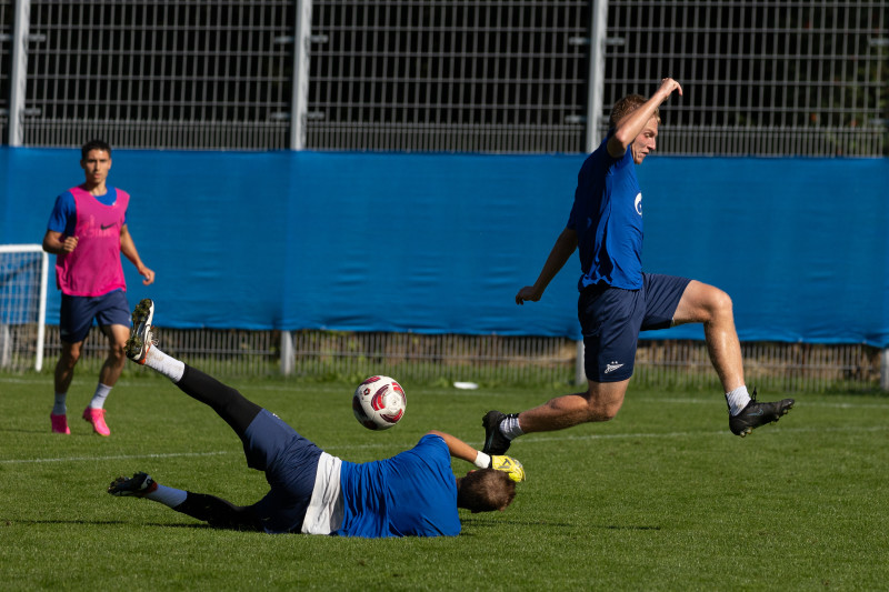 Тренировка «Зенит»-2 перед матчем с командой «Знамя Труда»