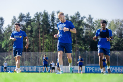 Брифинг Семака и тренировка перед матчем с «Кайратом»