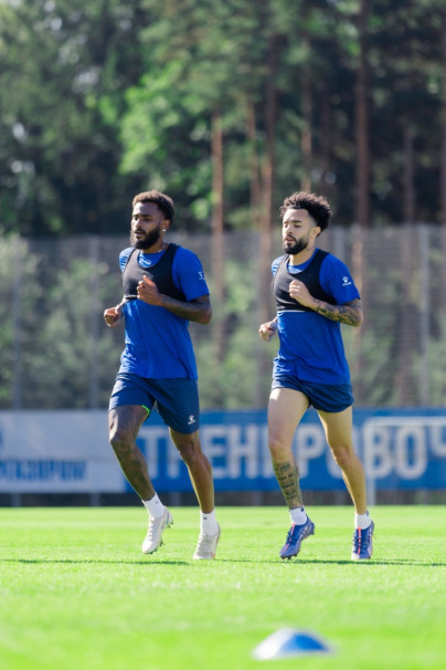 Брифинг Семака и тренировка перед матчем с «Кайратом»